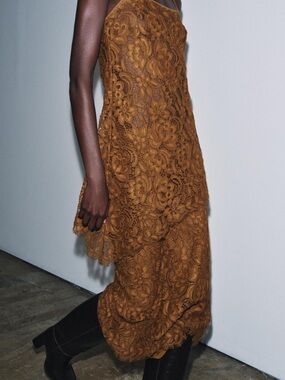 Zara Lace Midi Mustard/Brown Pencil Skirt Collection Limited Edition XL